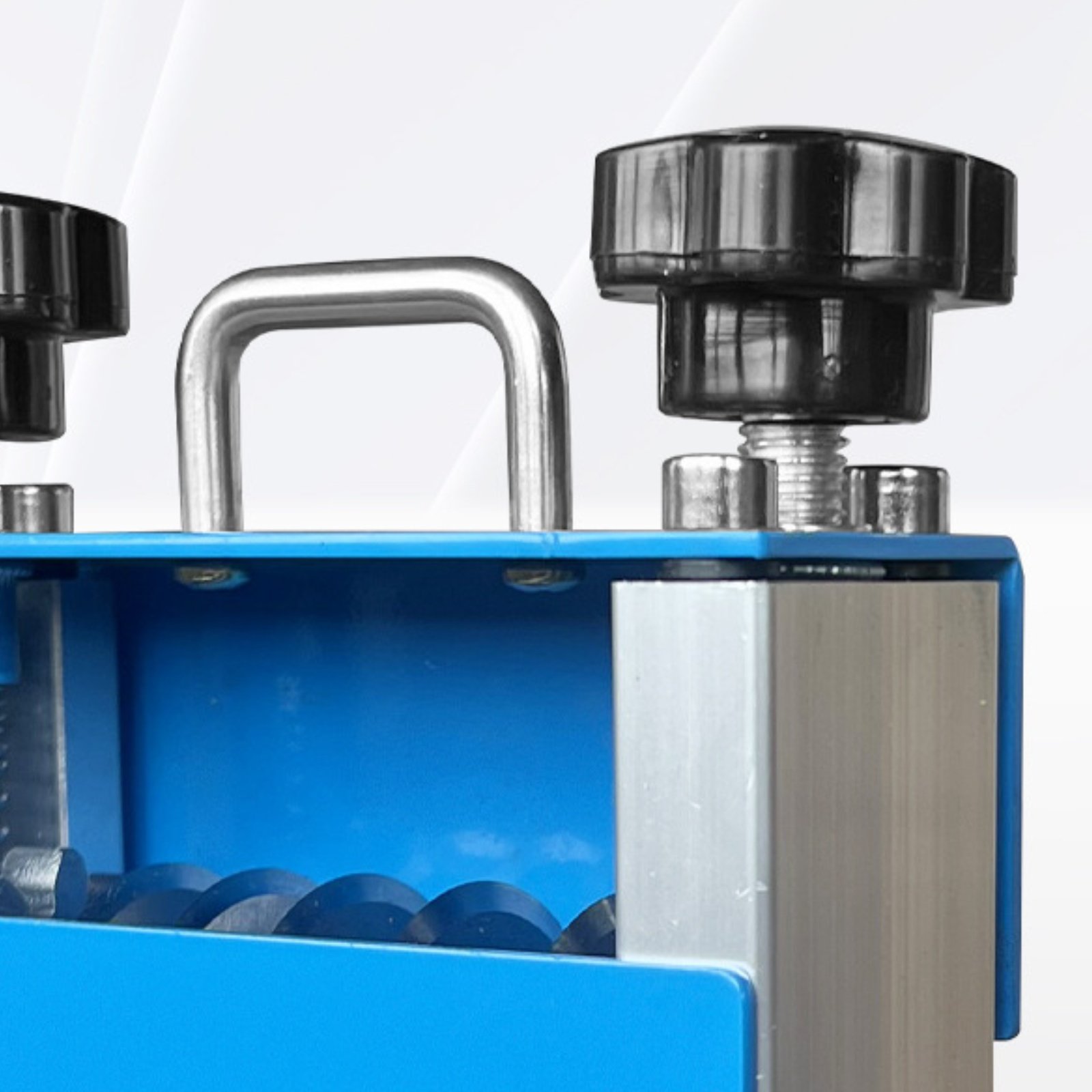 Workshop Tools And Equipment - Multi-Hole Cord Peeler Twin-Drive-Drive Hand Crank